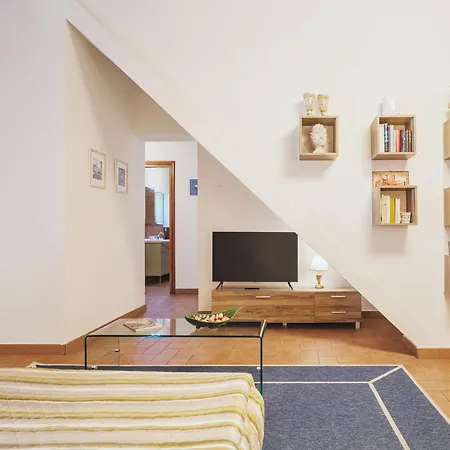 Michael's - Cozy In The Heart Of Lucca